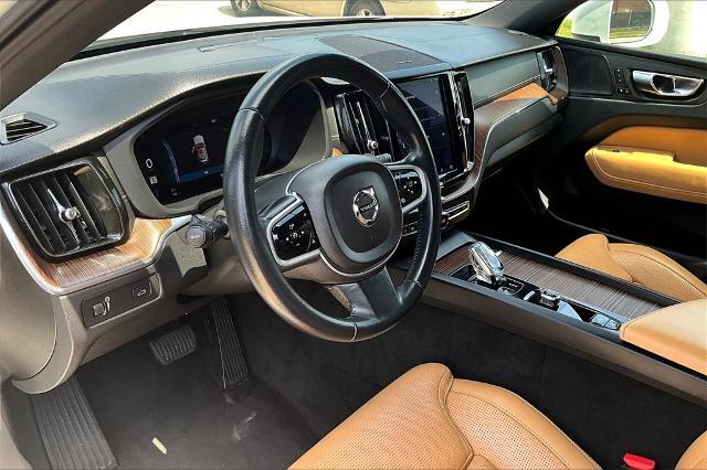 2022 Volvo XC60 Vehicle Photo in Houston, TX 77007