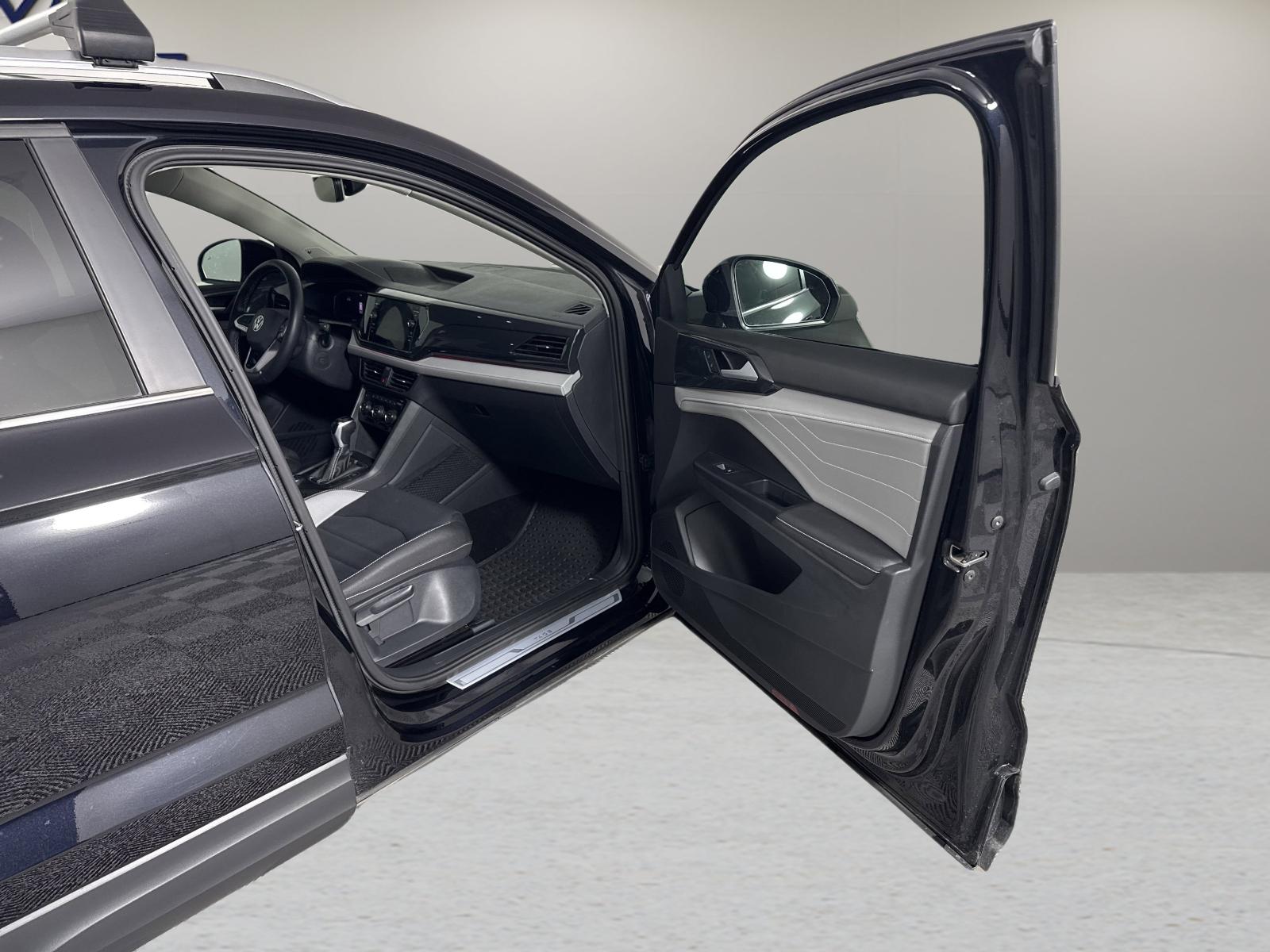 2024 Volkswagen Taos Vehicle Photo in Georgetown, TX 78626