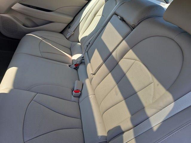 2017 Buick LaCrosse Vehicle Photo in Pleasant Hills, PA 15236