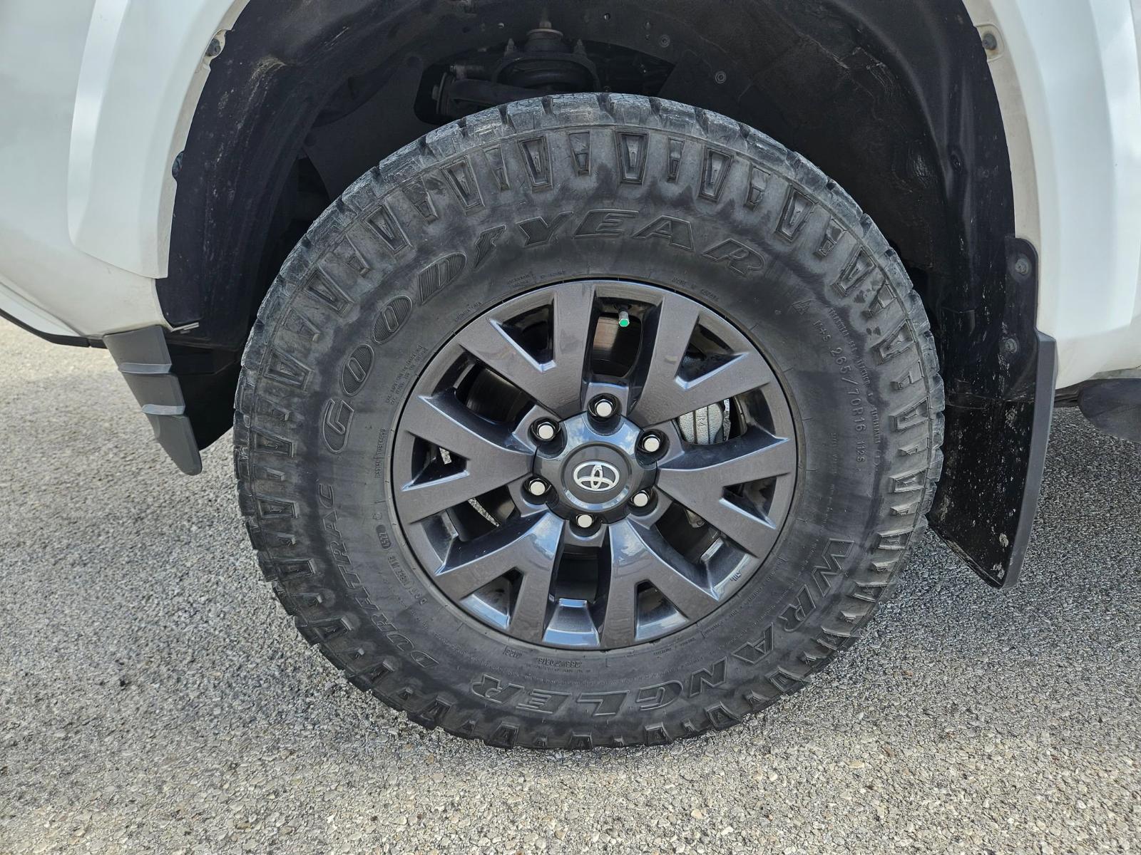 2023 Toyota Tacoma 4WD Vehicle Photo in Seguin, TX 78155