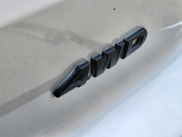 2022 Nissan Pathfinder Vehicle Photo in DENTON, TX 76210-9321