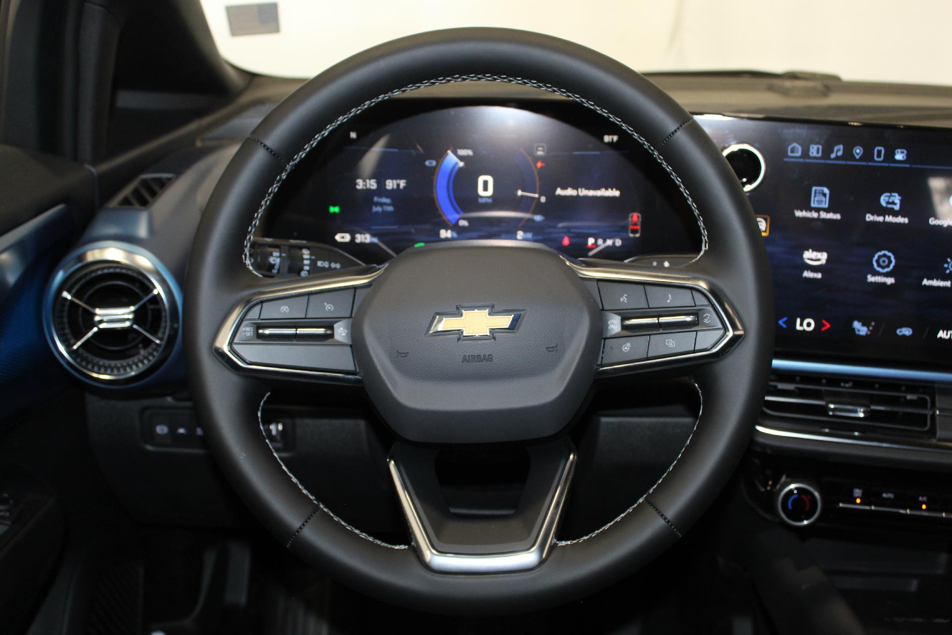2025 Chevrolet Equinox EV Vehicle Photo in NORTHAMPTON, MA 01060-1120