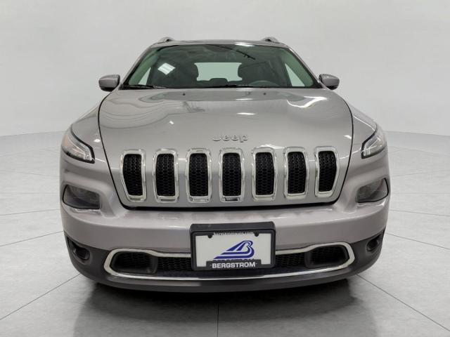2016 Jeep Cherokee Vehicle Photo in Neenah, WI 54956
