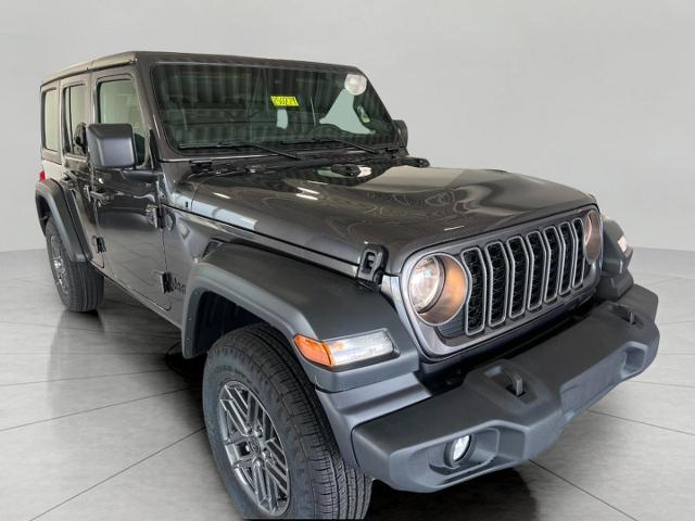 2025 Jeep Wrangler Vehicle Photo in Neenah, WI 54956