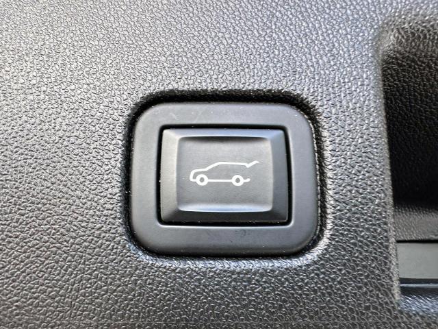 2022 Chevrolet Equinox Vehicle Photo in Roslyn, NY 11576