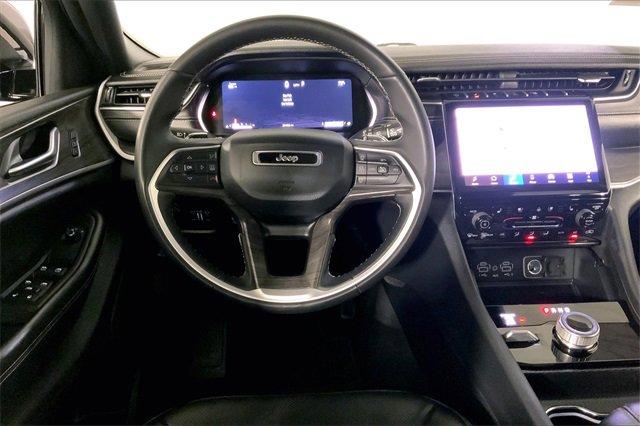 2024 Jeep Grand Cherokee L Vehicle Photo in INDEPENDENCE, MO 64055-1314