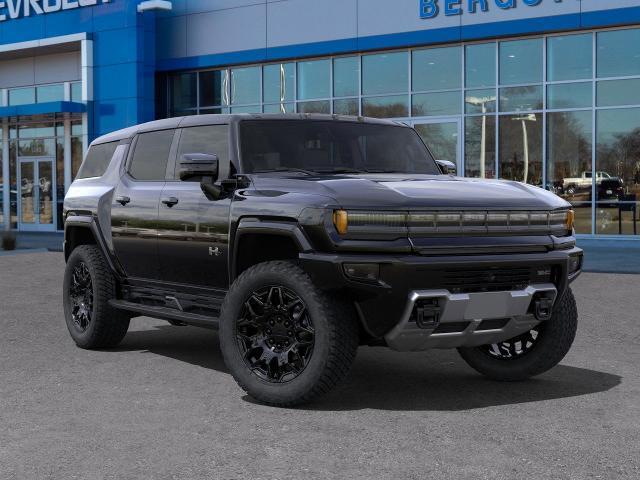 2025 GMC HUMMER EV SUV Vehicle Photo in OSHKOSH, WI 54904-7811