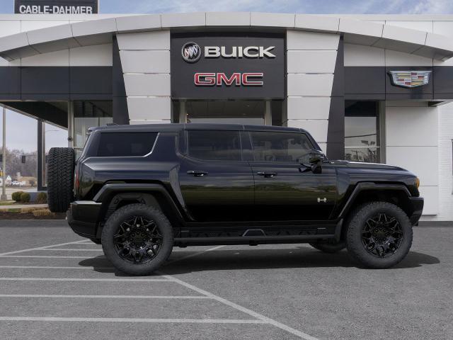 2025 GMC HUMMER EV SUV Vehicle Photo in INDEPENDENCE, MO 64055-1377