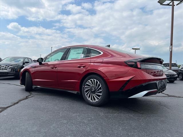 2024 Hyundai SONATA Hybrid Vehicle Photo in Shiloh, IL 62269