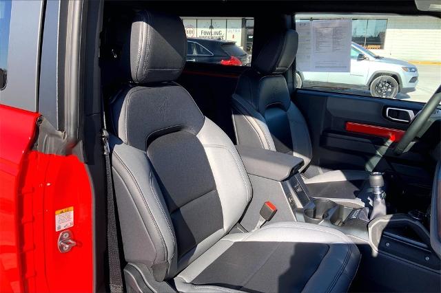 2024 Ford Bronco Vehicle Photo in Kansas City, MO 64114