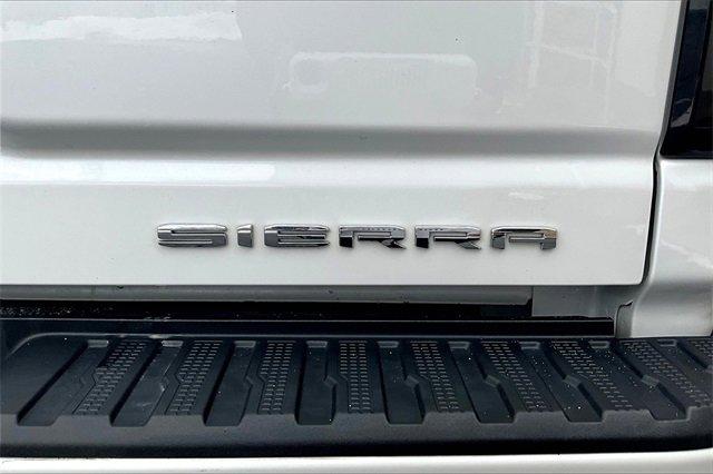 2021 GMC Sierra 2500 HD Vehicle Photo in TOPEKA, KS 66609-0000