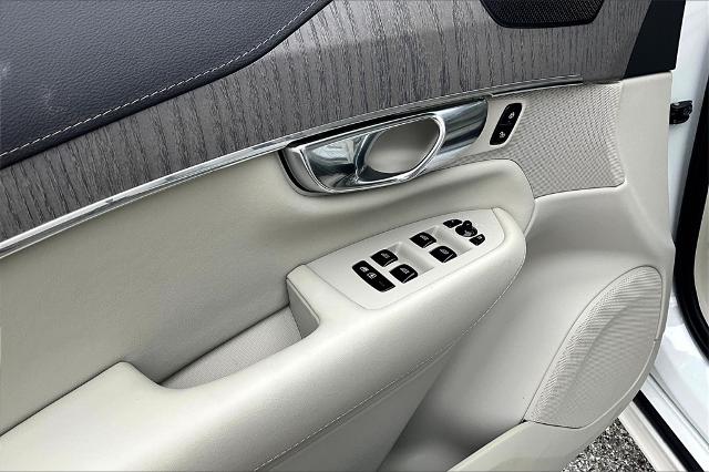2025 Volvo XC90 Vehicle Photo in Houston, TX 77007