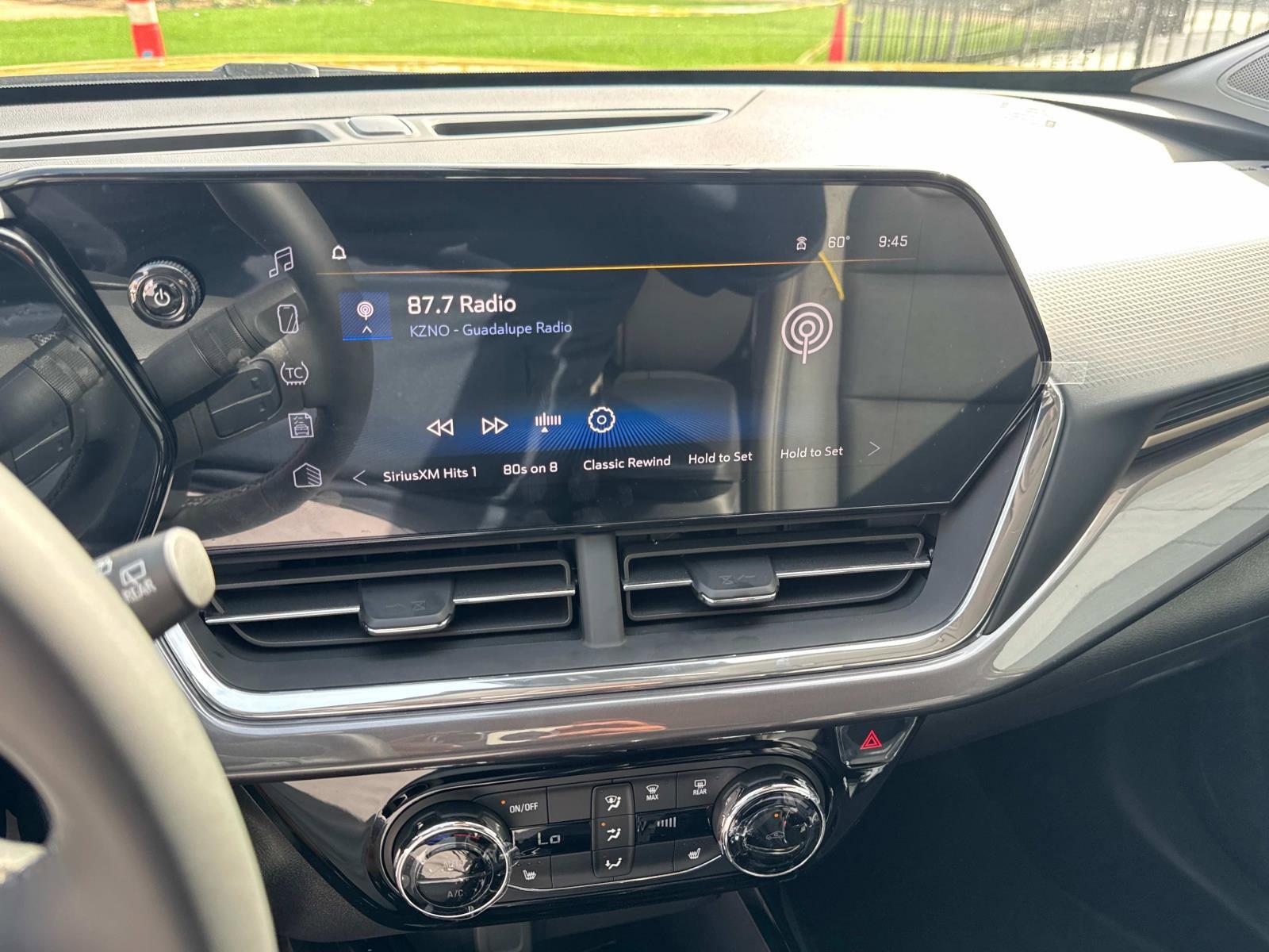 2025 Chevrolet Trax Vehicle Photo in LOS ANGELES, CA 90007-3794