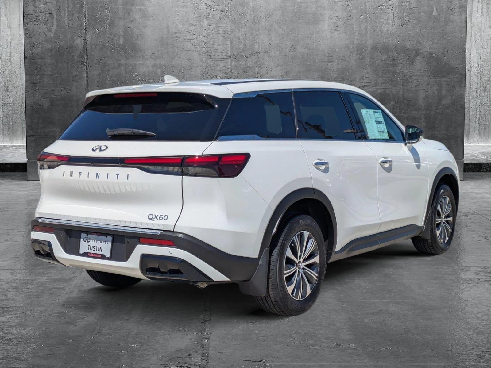 2025 INFINITI QX60 Vehicle Photo in Tustin, CA 92782