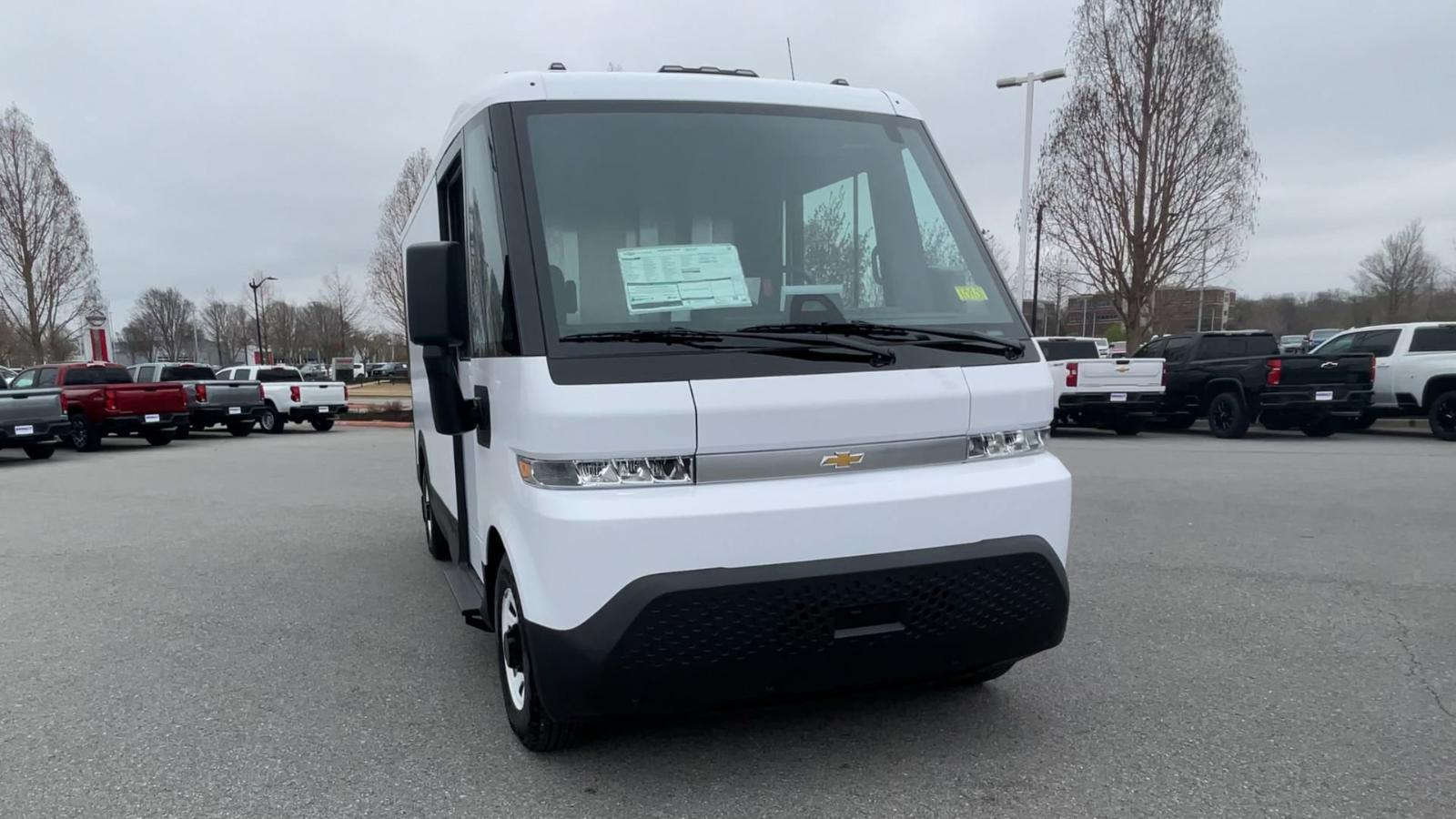 2025 Chevrolet BrightDrop 400 Vehicle Photo in BENTONVILLE, AR 72712-4322