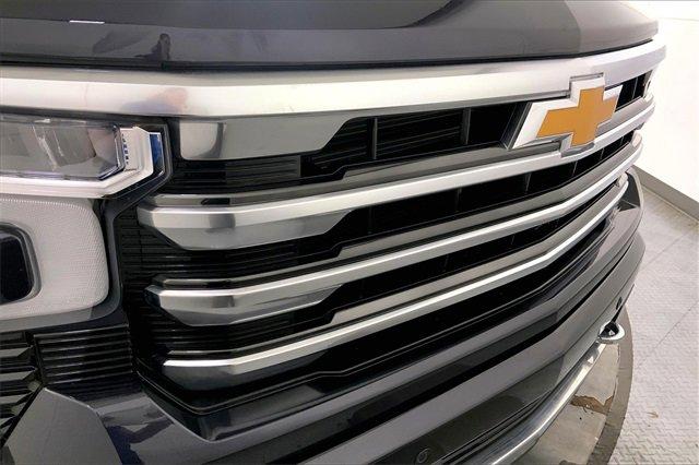 2024 Chevrolet Silverado 1500 Vehicle Photo in KANSAS CITY, MO 64114-4502