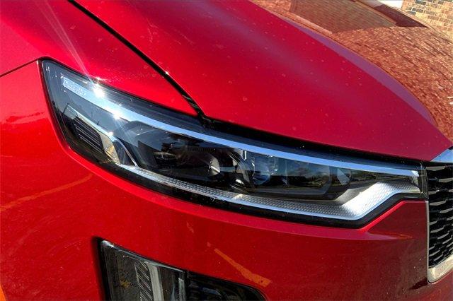 2024 Cadillac XT6 Vehicle Photo in TOPEKA, KS 66609-0000