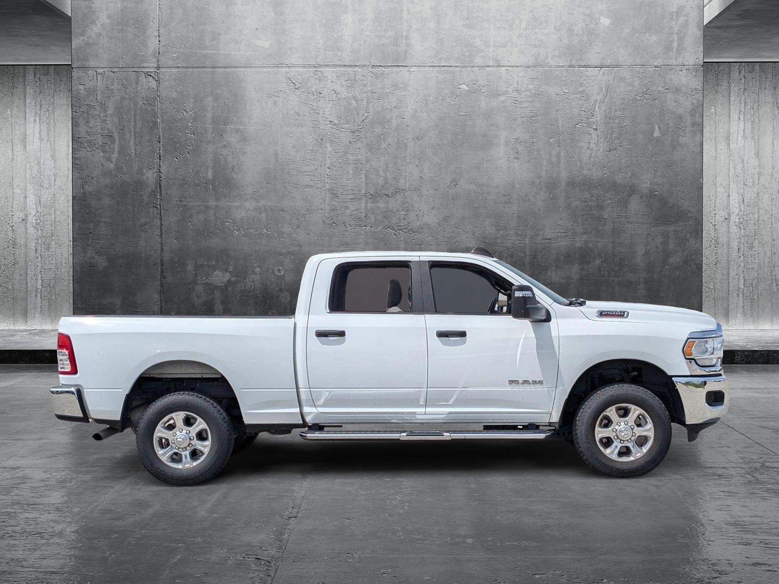 2024 Ram 2500 Vehicle Photo in Valencia, CA 91355