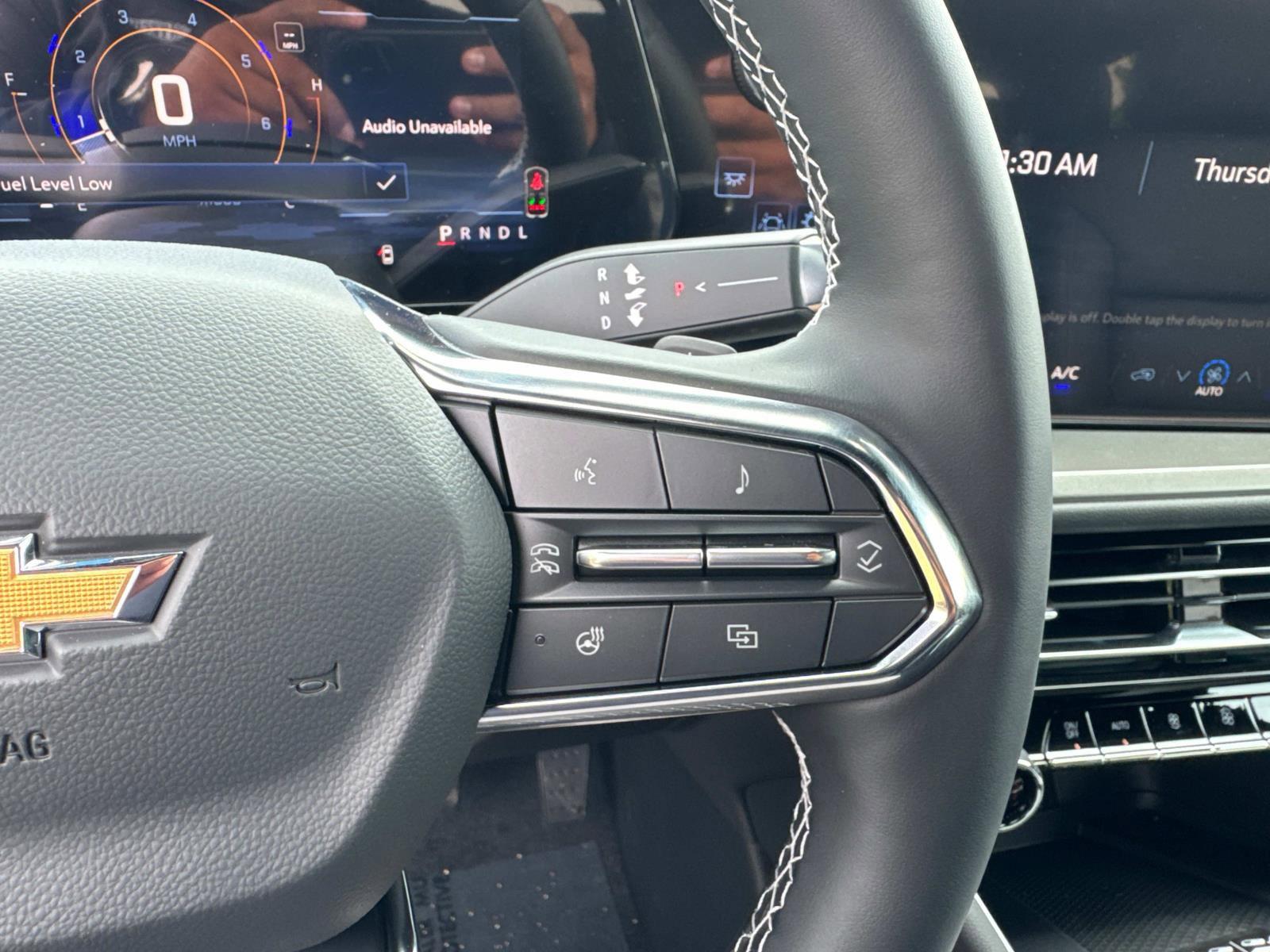 2025 Chevrolet Traverse Vehicle Photo in LOS ANGELES, CA 90007-3794