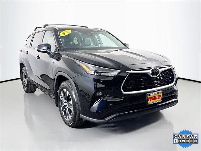 2022 Toyota Highlander Vehicle Photo in Puyallup, WA 98371
