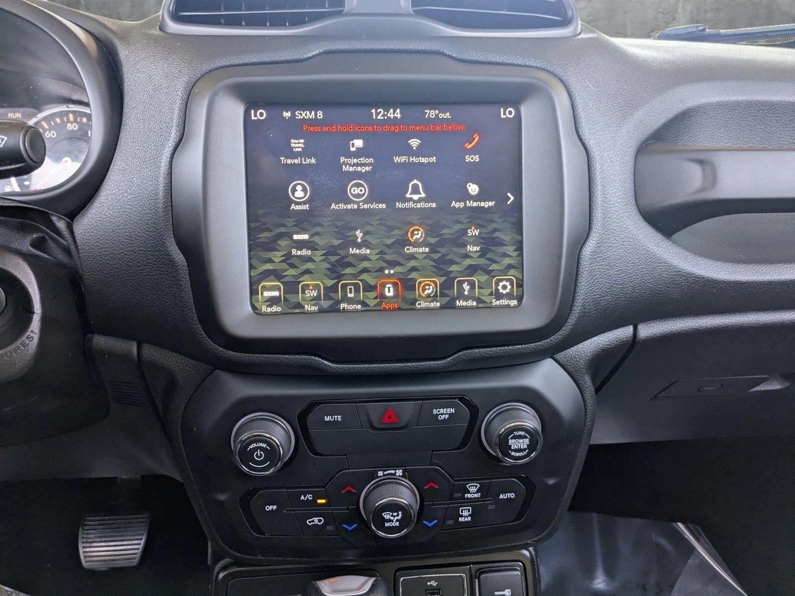 2019 Jeep Renegade Vehicle Photo in Valencia, CA 91355