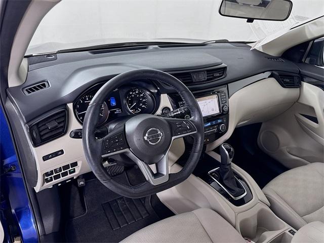 2017 Nissan Rogue Sport Vehicle Photo in Everett, WA 98204