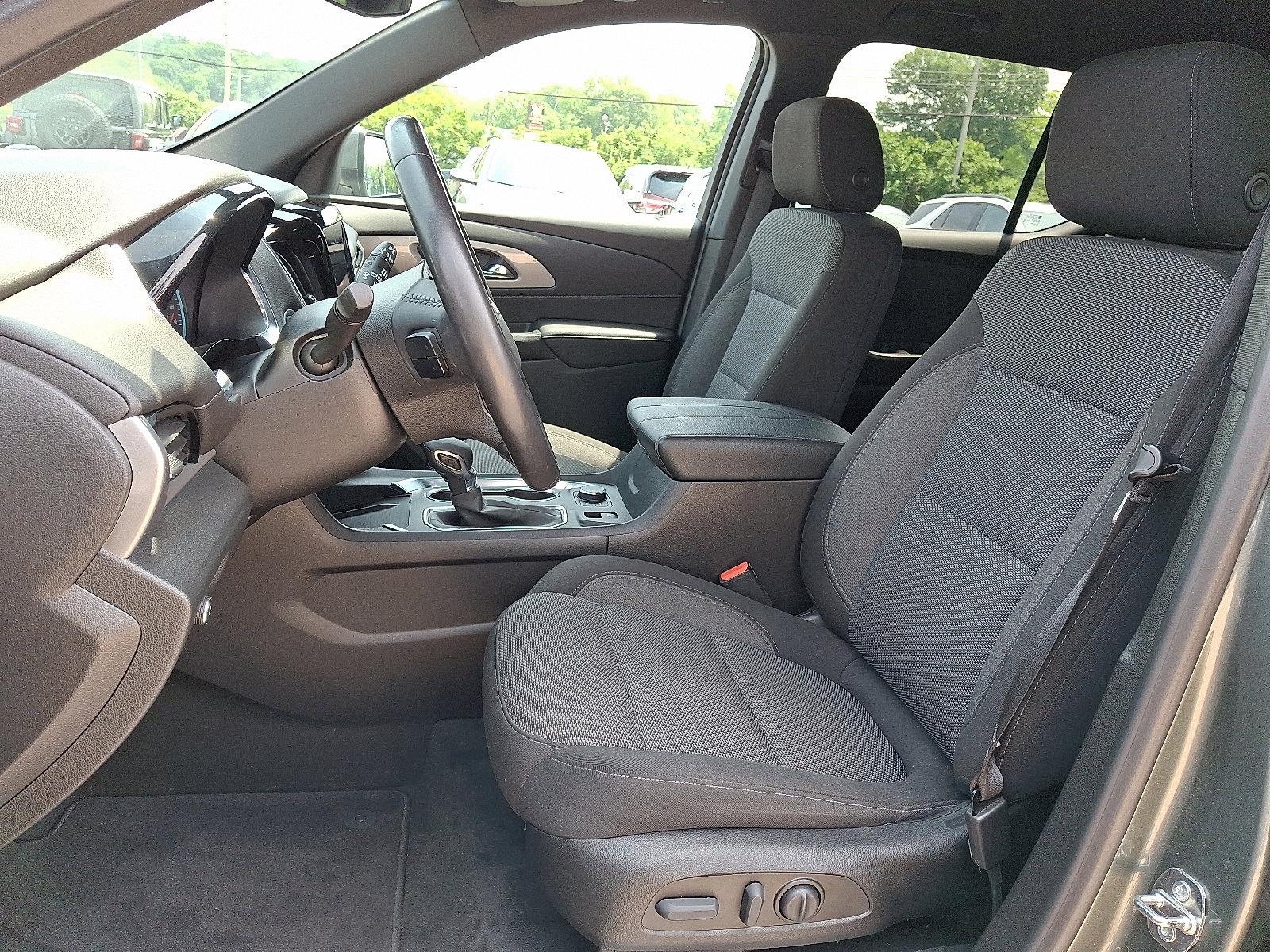 2022 Chevrolet Traverse Vehicle Photo in BETHLEHEM, PA 18017-9401