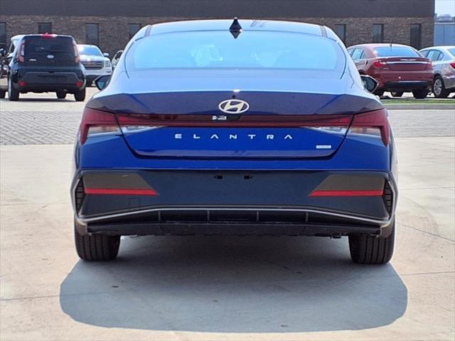 2025 Hyundai ELANTRA Hybrid Vehicle Photo in Peoria, IL 61615