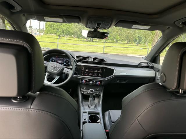 2025 Audi Q3 Vehicle Photo in HOUSTON, TX 77090