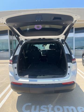 2022 Jeep Grand Cherokee L Vehicle Photo in San Antonio, TX 78230