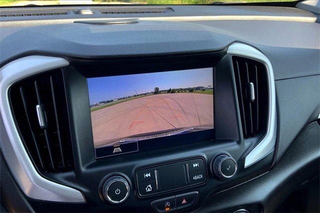 2024 GMC Terrain Vehicle Photo in TOPEKA, KS 66609-0000