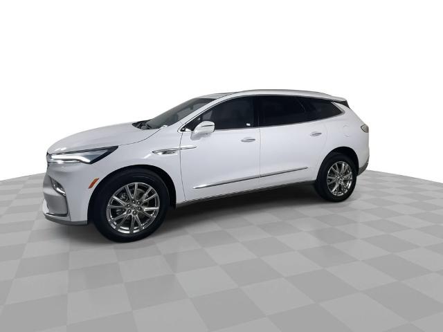 2024 Buick Enclave Vehicle Photo in GILBERT, AZ 85297-0402