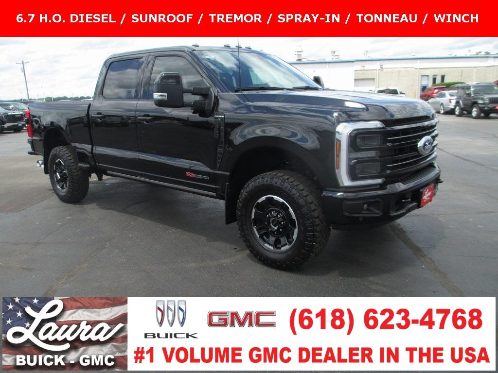 2025 Ford Super Duty F-350 SRW Vehicle Photo in COLLINSVILLE, IL 62234-5820