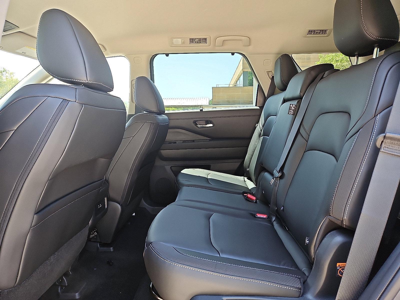 2025 Nissan Pathfinder Vehicle Photo in Jenkintown, PA 19046
