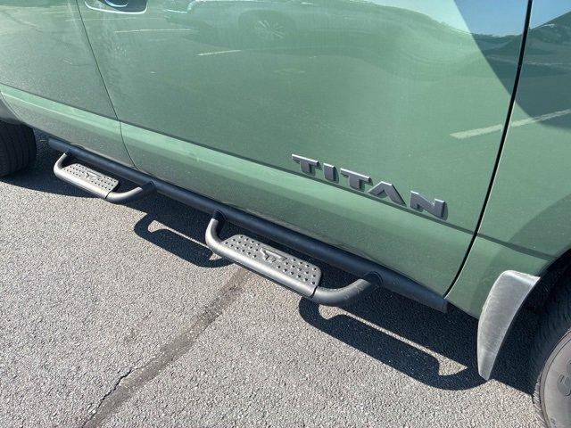 2024 Nissan Titan Vehicle Photo in Harrisburg, PA 17111-1033