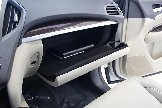 2016 Acura MDX Vehicle Photo in Green Bay, WI 54304