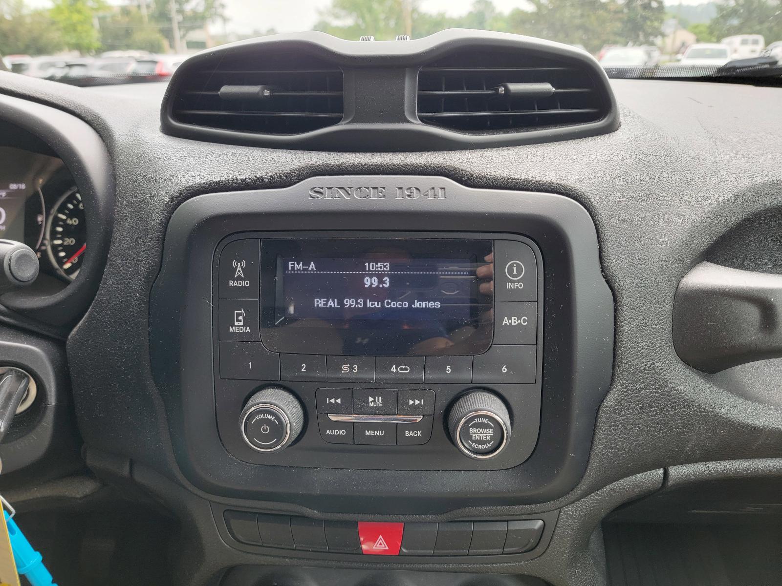 2015 Jeep Renegade Vehicle Photo in Harrisburg, PA 17111