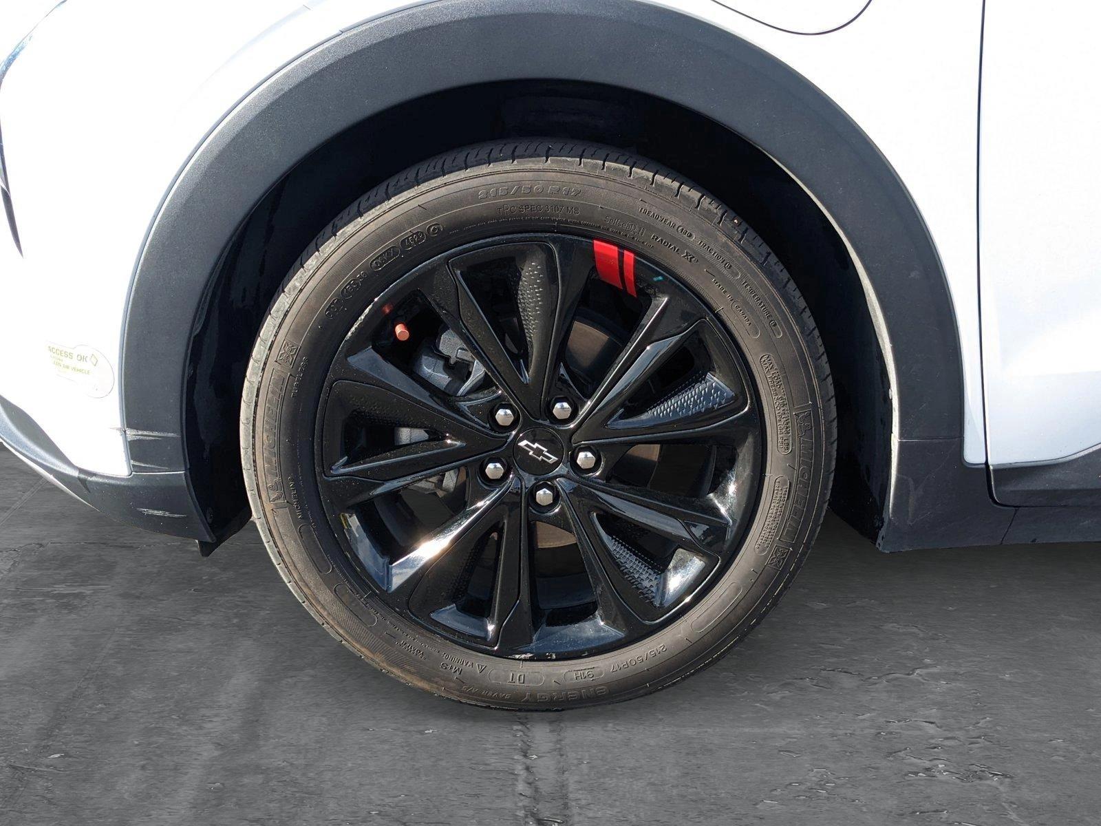 2023 Chevrolet Bolt EUV Vehicle Photo in VALENCIA, CA 91355-1705