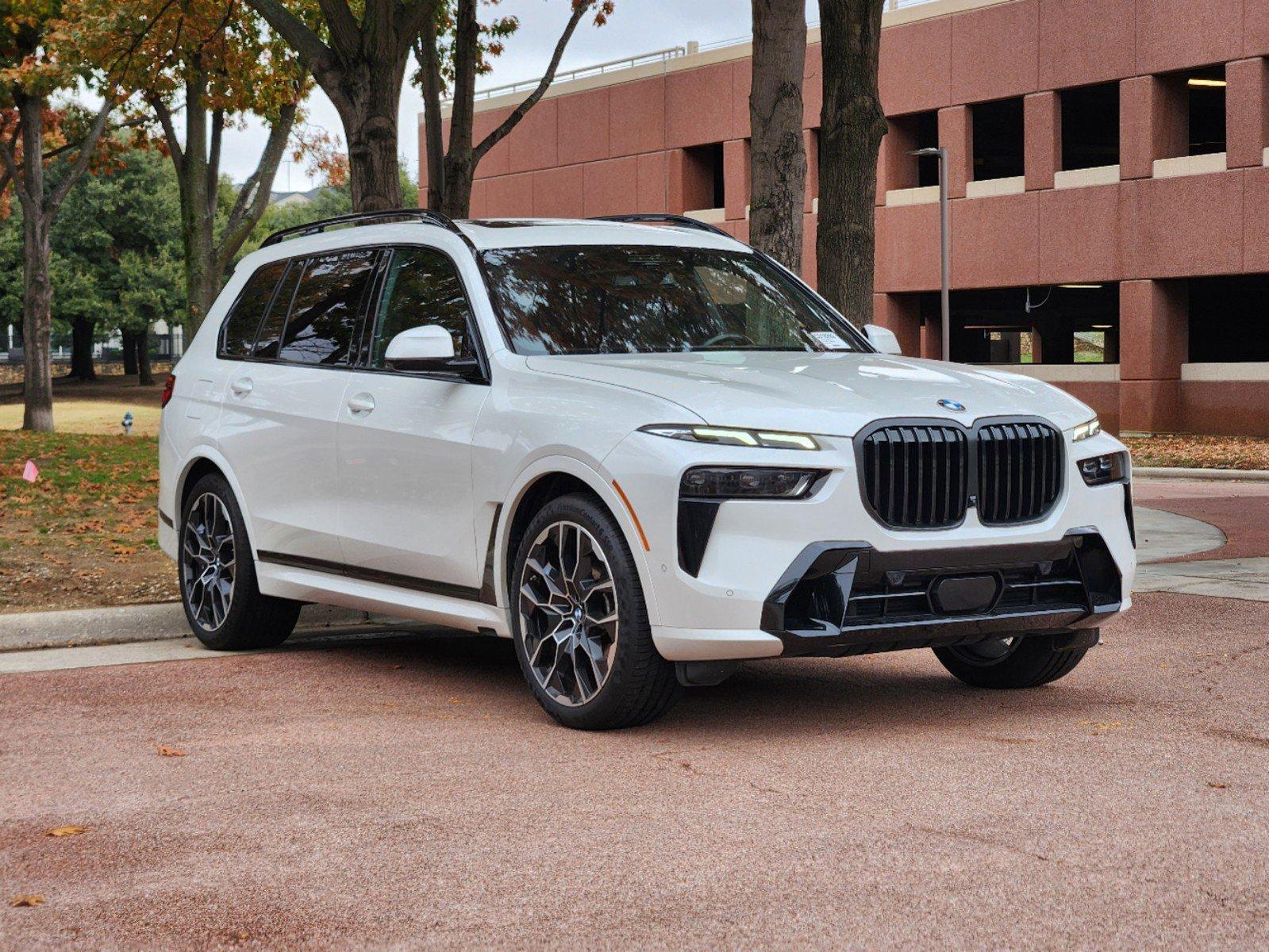 2023 BMW X7 xDrive40i Vehicle Photo in PLANO, TX 75024