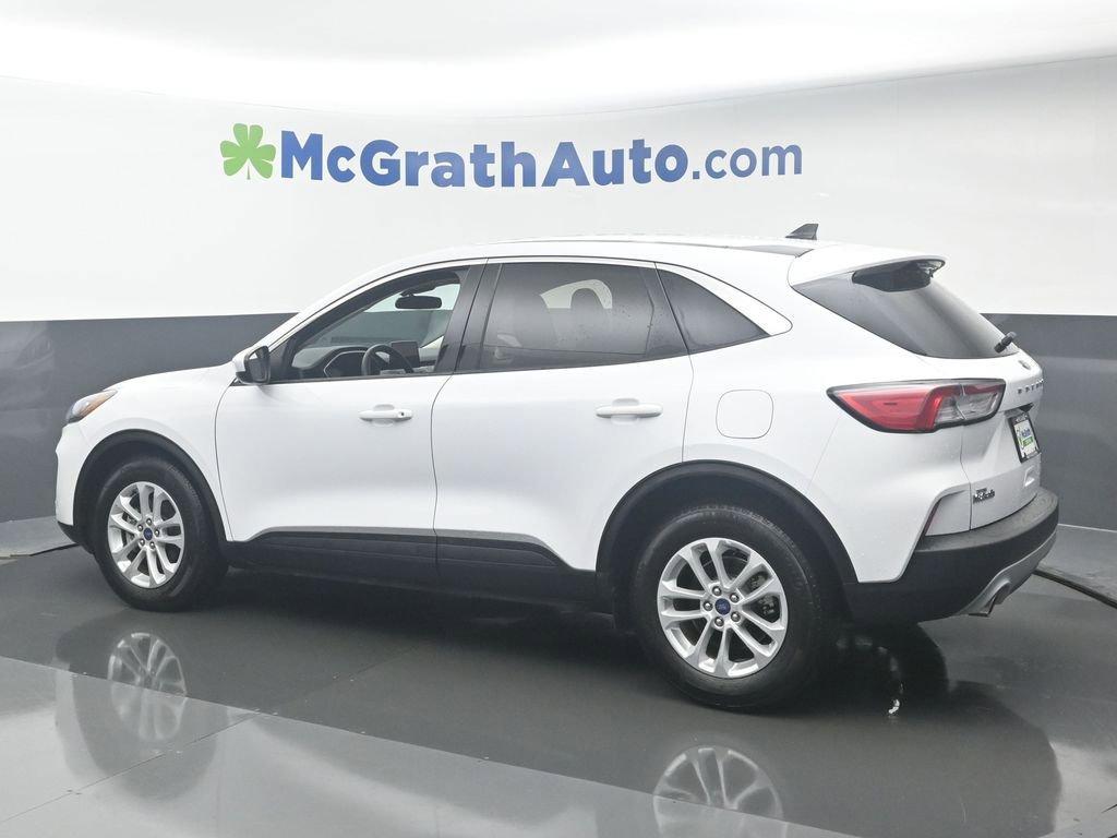 2021 Ford Escape Vehicle Photo in Cedar Rapids, IA 52402