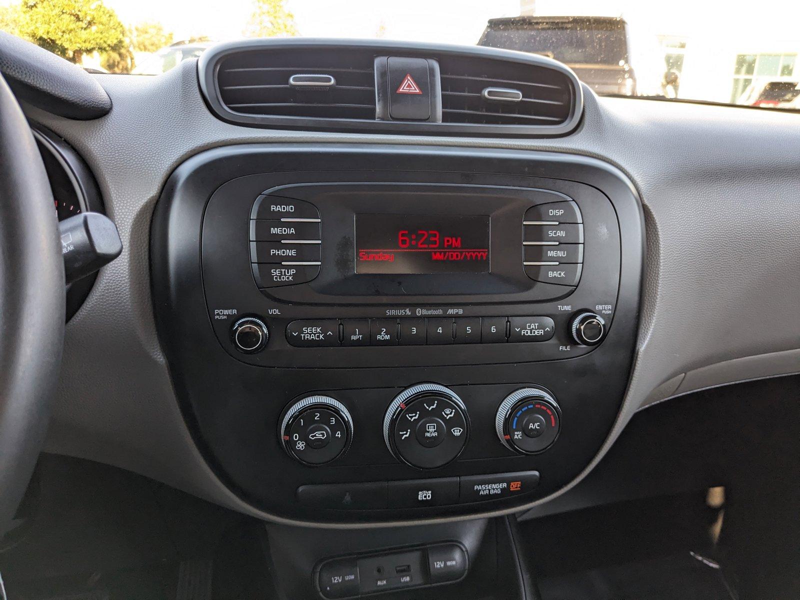 2015 Kia Soul Vehicle Photo in CLEARWATER, FL 33764-7163