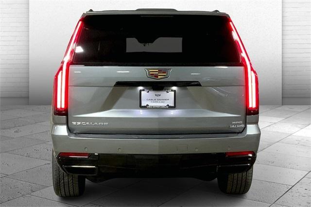 2025 Cadillac Escalade Vehicle Photo in KANSAS CITY, MO 64114-4545