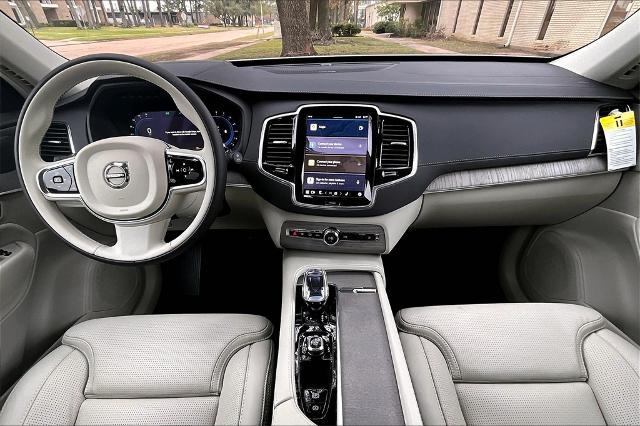 2025 Volvo XC90 Vehicle Photo in Houston, TX 77007