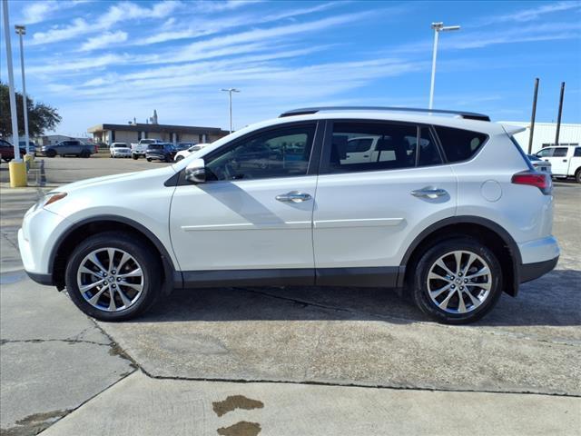 2018 Toyota RAV4 Vehicle Photo in NEDERLAND, TX 77627-8017