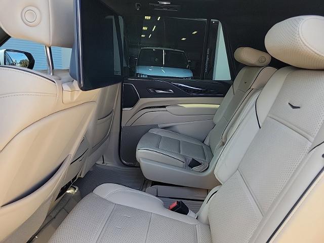 2021 Cadillac Escalade Vehicle Photo in POMPANO BEACH, FL 33064-7091