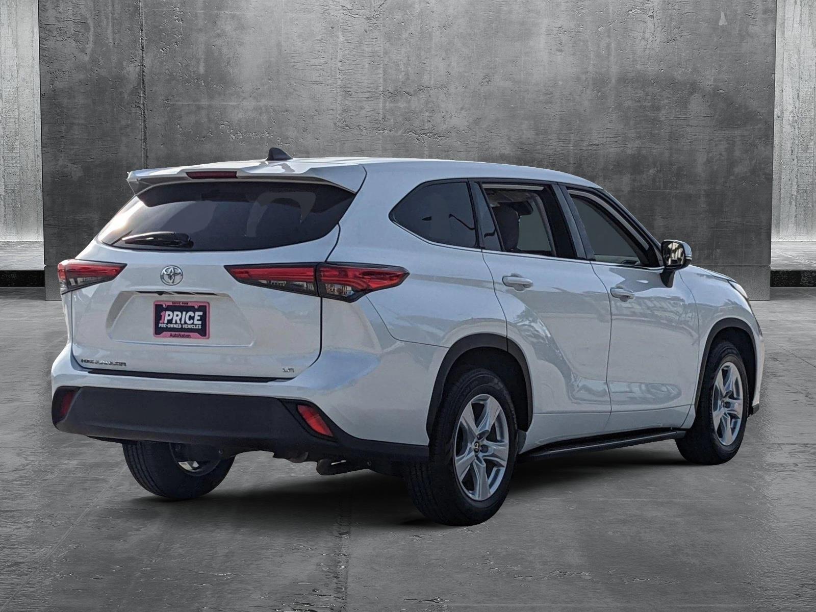 2022 Toyota Highlander Vehicle Photo in Davie, FL 33331