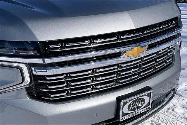 2023 Chevrolet Suburban Vehicle Photo in INDEPENDENCE, MO 64055-1314
