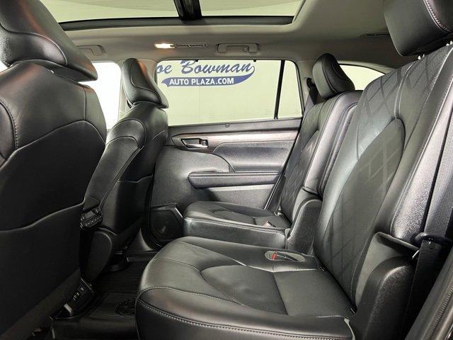 2020 Toyota Highlander Vehicle Photo in HARRISONBURG, VA 22801-8763