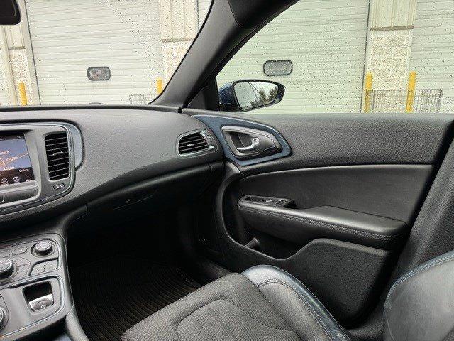 2015 Chrysler 200 Vehicle Photo in Mechanicsburg, PA 17050-1707