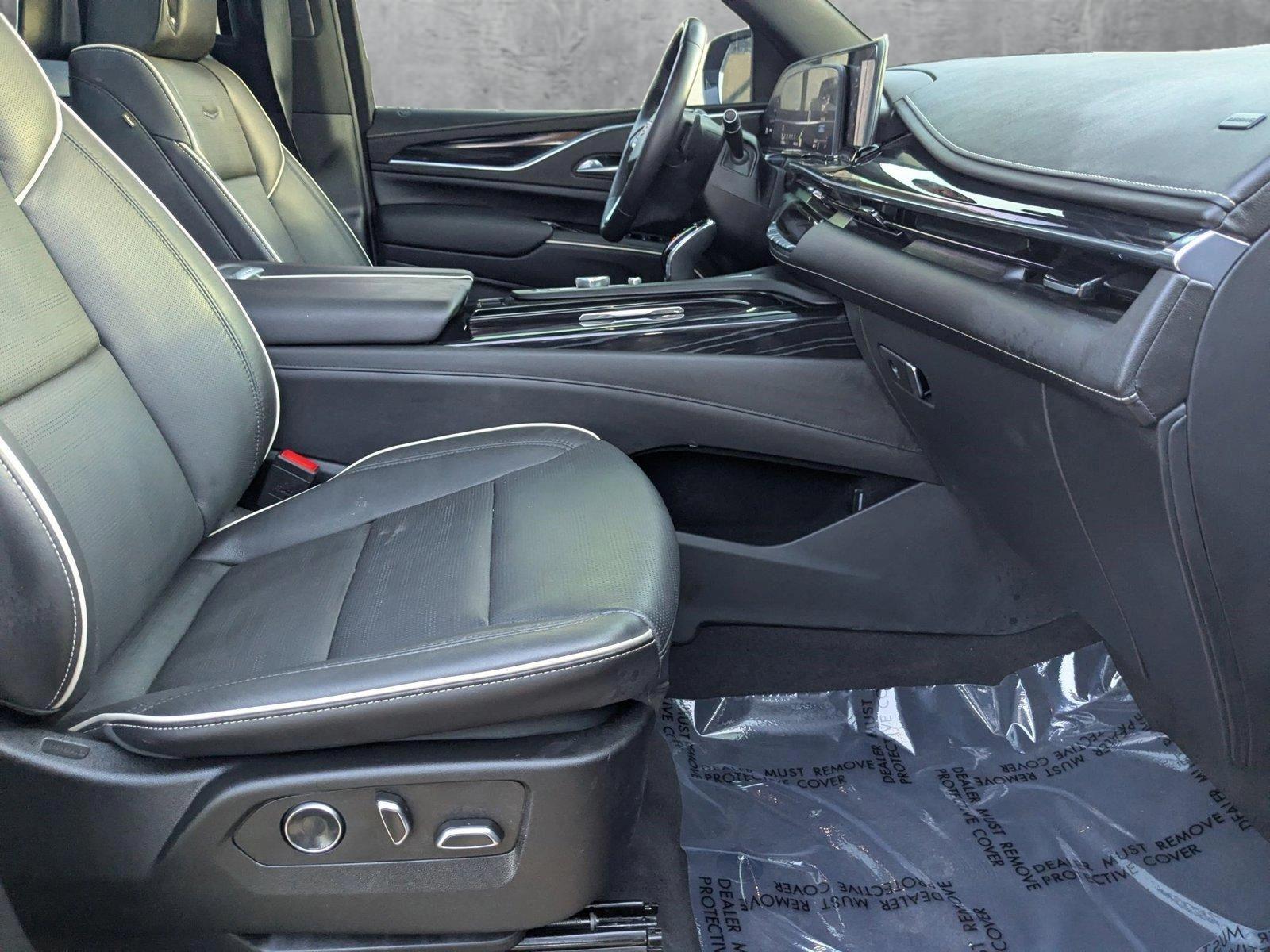 2024 Cadillac Escalade Vehicle Photo in LONE TREE, CO 80124-2750